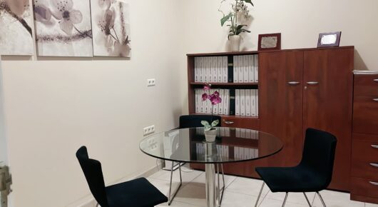 Sala visitas residencia Geros